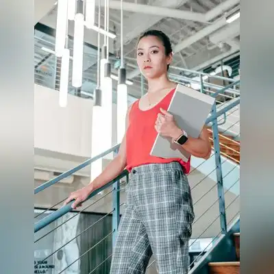 成建